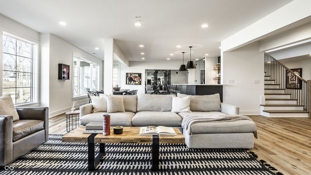 3580 Dartmoor Way, Zionsville, IN 46077