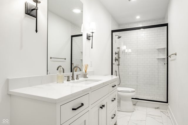 3580 Dartmoor Way, Zionsville, IN 46077