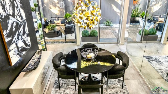 8 Bramlette Place, Longview, TX 75601