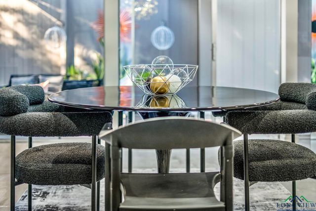 8 Bramlette Place, Longview, TX 75601