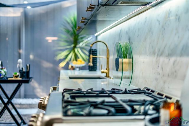 8 Bramlette Place, Longview, TX 75601