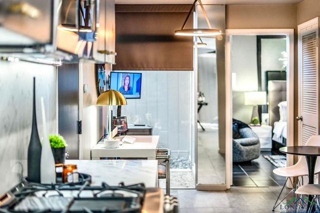 8 Bramlette Place, Longview, TX 75601