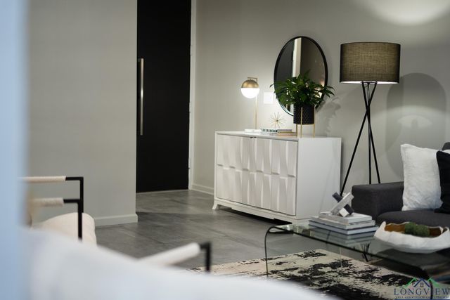 8 Bramlette Place, Longview, TX 75601