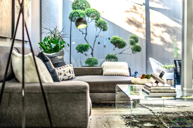 8 Bramlette Place, Longview, TX 75601