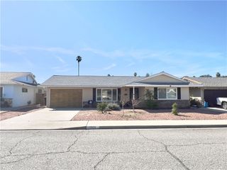 1521 W Westmont, Hemet, CA 92543