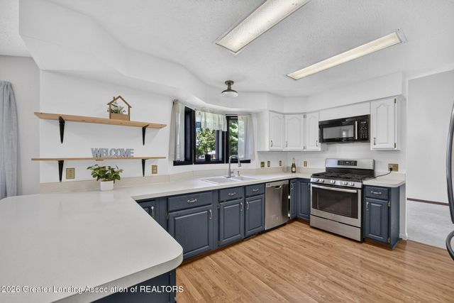 4215 Mariner Lane, Okemos, MI 48864