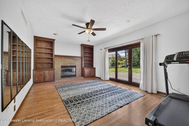 4215 Mariner Lane, Okemos, MI 48864