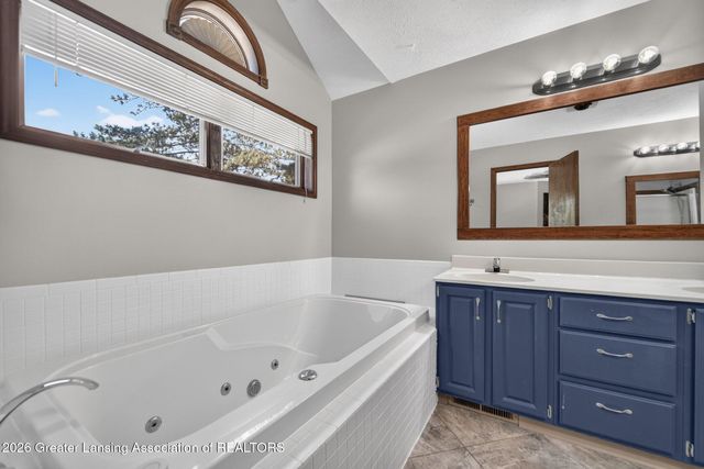 4215 Mariner Lane, Okemos, MI 48864
