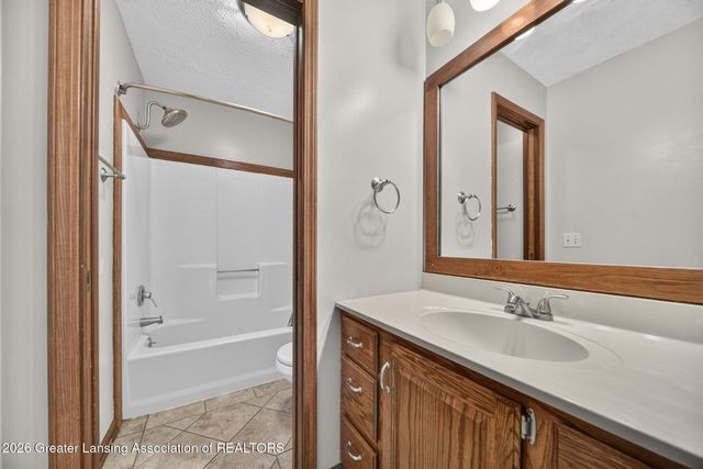 4215 Mariner Lane, Okemos, MI 48864