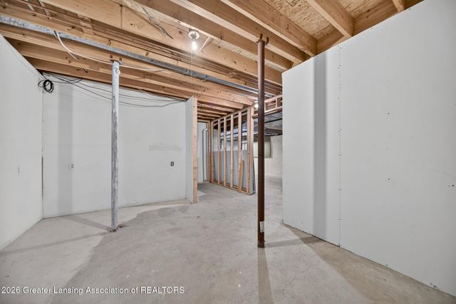 4215 Mariner Lane, Okemos, MI 48864
