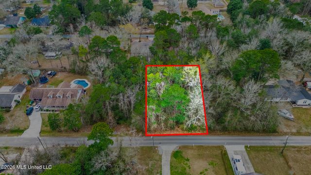 Live Oak Avenue, Ocean Springs, MS 39564