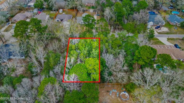 Live Oak Avenue, Ocean Springs, MS 39564