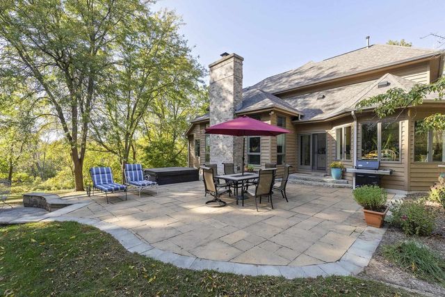 W7619 Koshkonong Lake Road, Fort Atkinson, WI 53538