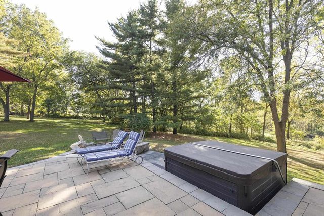 W7619 Koshkonong Lake Road, Fort Atkinson, WI 53538