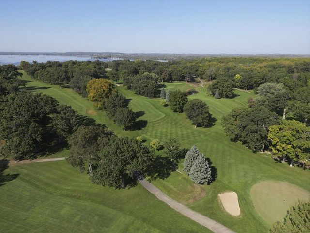 W7619 Koshkonong Lake Road, Fort Atkinson, WI 53538