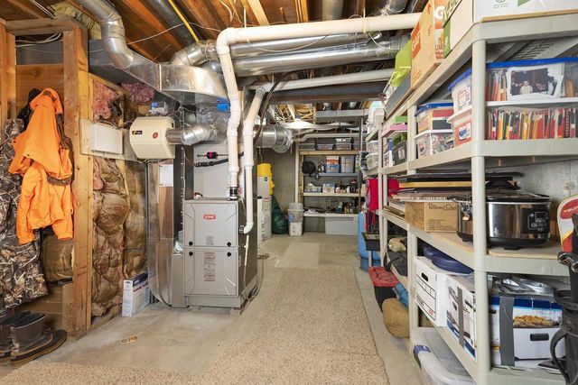 W7619 Koshkonong Lake Road, Fort Atkinson, WI 53538