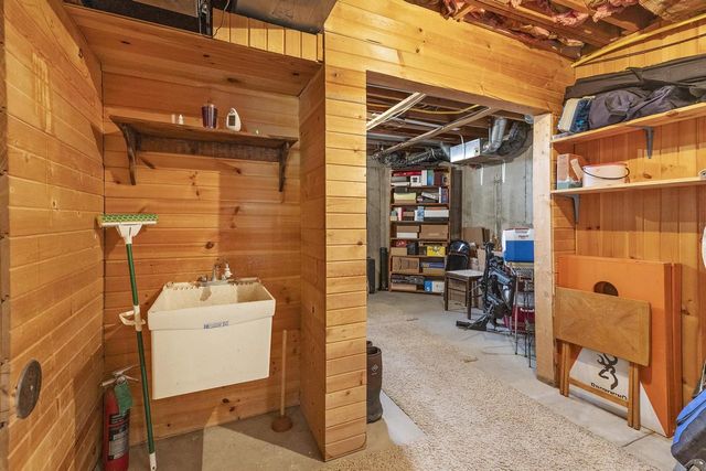 W7619 Koshkonong Lake Road, Fort Atkinson, WI 53538