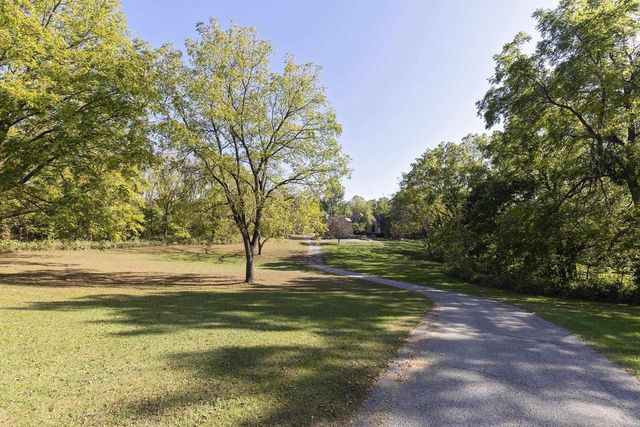 W7619 Koshkonong Lake Road, Fort Atkinson, WI 53538