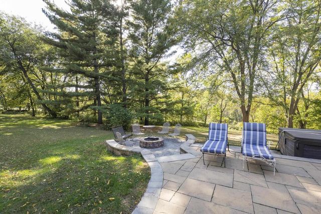 W7619 Koshkonong Lake Road, Fort Atkinson, WI 53538