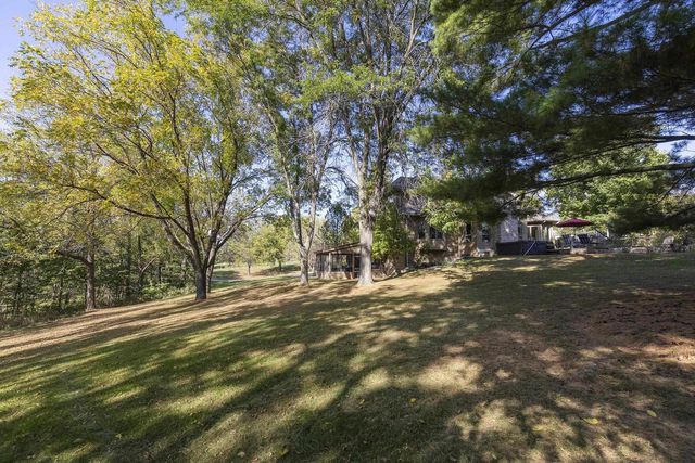 W7619 Koshkonong Lake Road, Fort Atkinson, WI 53538