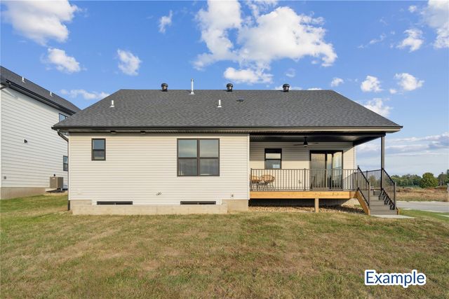 1324 Frontier Loop, Iowa City, IA 52240