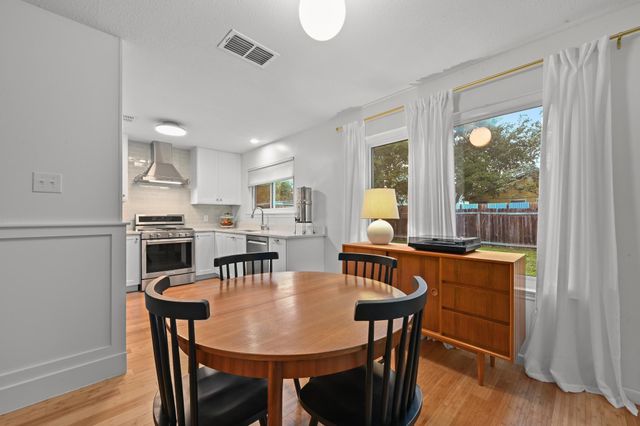8108 Treehouse LN, Austin, TX 78749