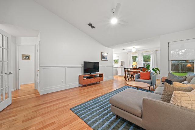 8108 Treehouse LN, Austin, TX 78749