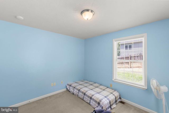 204 COCHISE TRL, Winchester, VA 22602