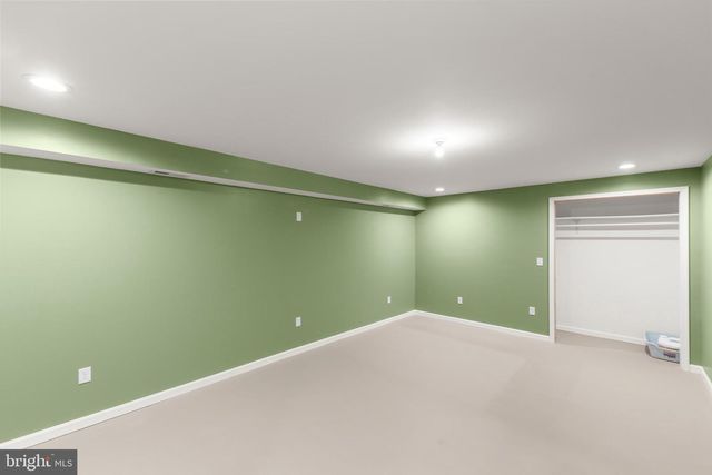 204 COCHISE TRL, Winchester, VA 22602
