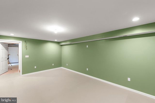 204 COCHISE TRL, Winchester, VA 22602