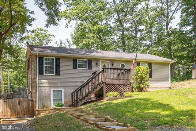 204 COCHISE TRL, Winchester, VA 22602