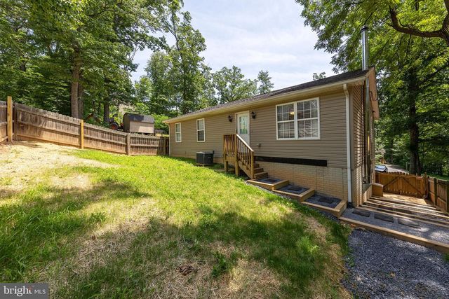 204 COCHISE TRL, Winchester, VA 22602