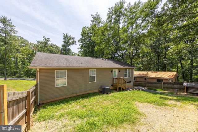 204 COCHISE TRL, Winchester, VA 22602