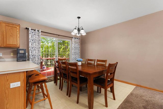 556 Ronald Lee Circle, Rio, WI 53960