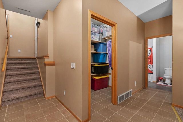 556 Ronald Lee Circle, Rio, WI 53960