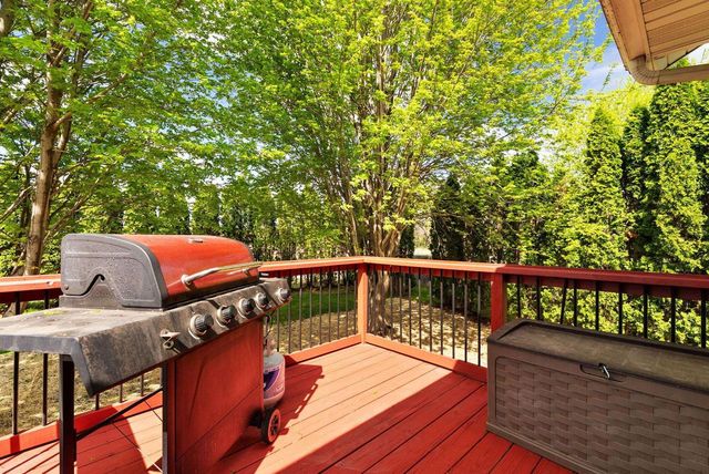556 Ronald Lee Circle, Rio, WI 53960