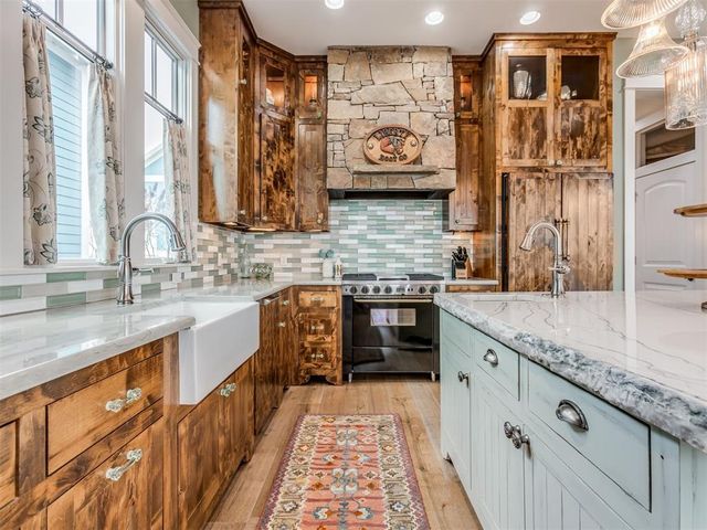 76 Ridgeline Road, Carlton Landing, OK 74432