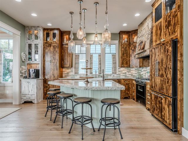 76 Ridgeline Road, Carlton Landing, OK 74432