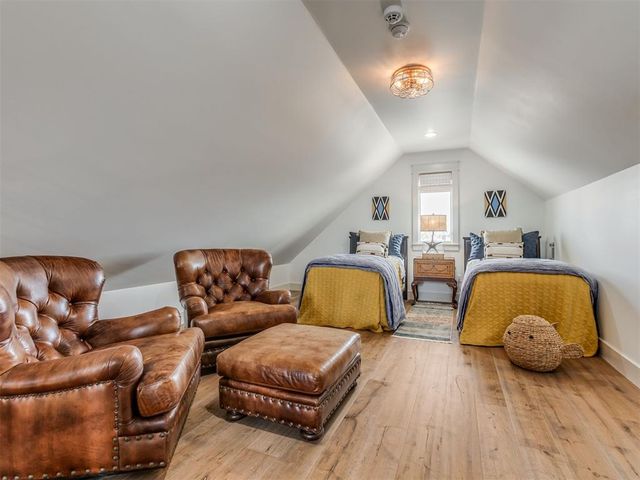 76 Ridgeline Road, Carlton Landing, OK 74432