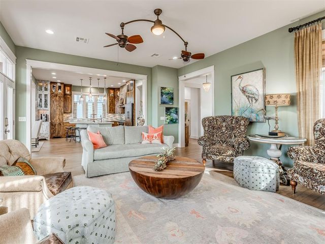 76 Ridgeline Road, Carlton Landing, OK 74432