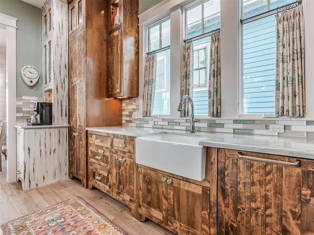 76 Ridgeline Road, Carlton Landing, OK 74432