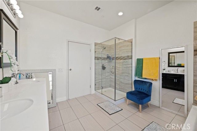 1755 Heywood 201, Simi Valley, CA 93065