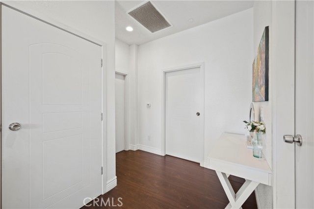 1755 Heywood 201, Simi Valley, CA 93065