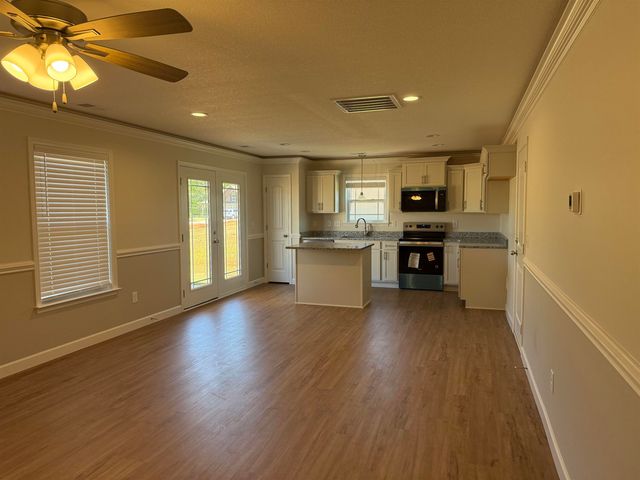 572 Adventure Isla Way, Campobello, SC 29322