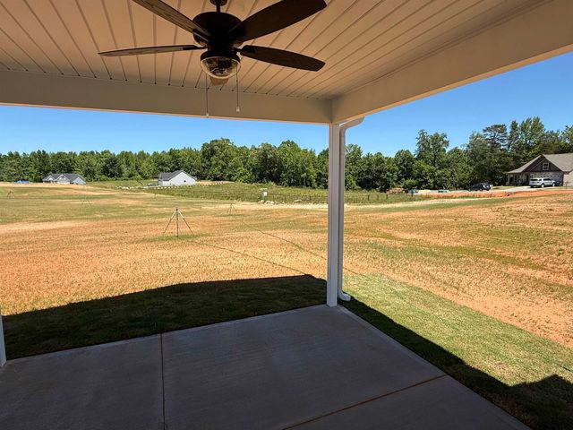 572 Adventure Isla Way, Campobello, SC 29322