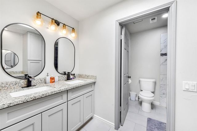 169 Litchfield Lane, Houston, TX 77024
