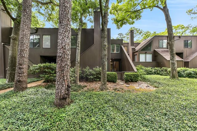 169 Litchfield Lane, Houston, TX 77024