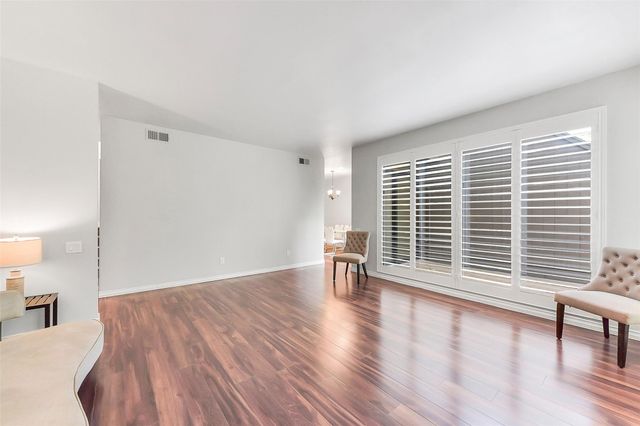 169 Litchfield Lane, Houston, TX 77024