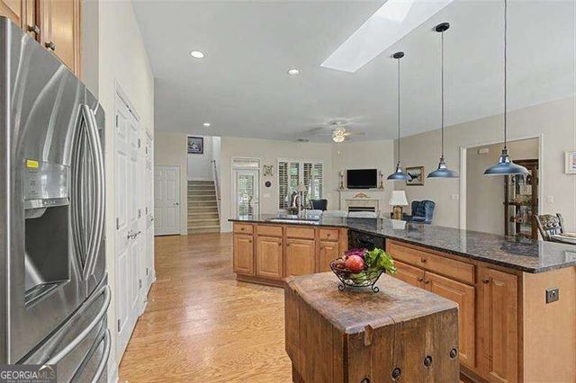 170 Owens Farm Lane, Woodstock, GA 30188