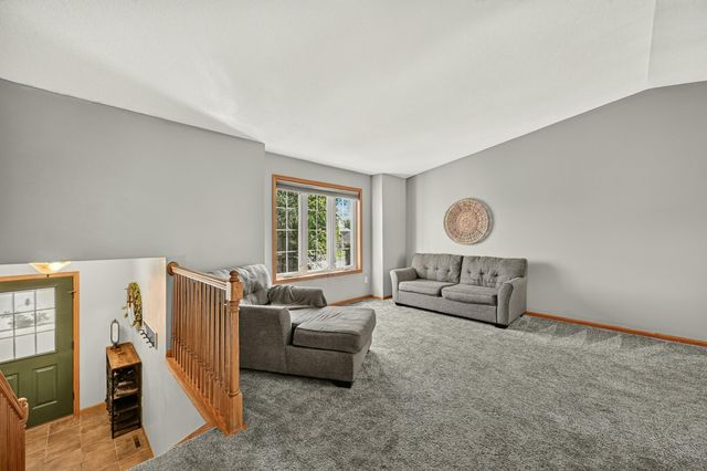 259 Brookestone Drive SE, Rochester, MN 55904